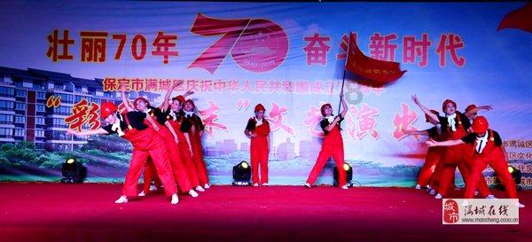 三年级男孩的爸爸妈妈总是打击、否定孩子，怎么办？游戏画面